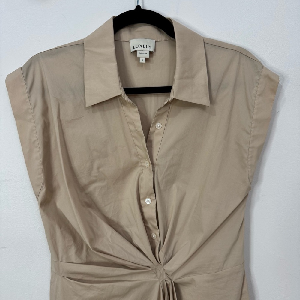 Luxely Haven Faux Wrap Dress in Irish Cream Size 8 - Picture 2 of 6